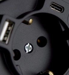 90630 TPM Cover Plate for Earth Socket with USB A+C, Matte Black  