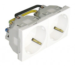 BLOCK TWO EARTH SOCKETS (SCHUKO)-4 MOD WHITE  