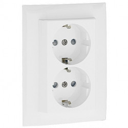 MONOB DOUB SAF EARTH SOCKET (SKO TYPE) WHITE  