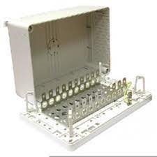 Box with ten plinth holder, locked with a screw  